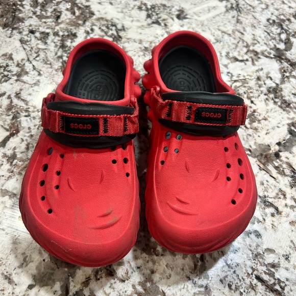 SOLD- Crocs Unisex Echo Clog - Picture 2 of 5